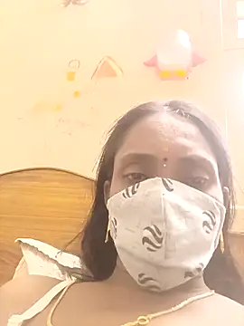 Laxmipriyatamil from Stripchat