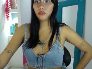 leilaxxx1 Nudes and Live Cam