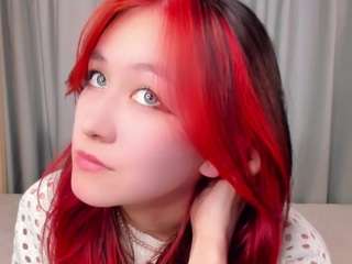 peacessky Nudes and Live Cam