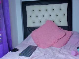 Arianna-michaelson cam Live Nude & Online