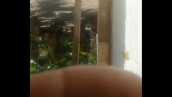 Big Raski Outside