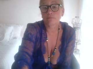 Blondecougar cam Live Nude & Online