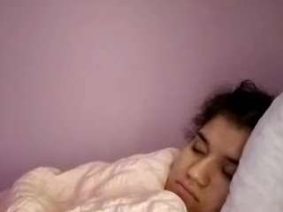 Ellyg3 cam Live Nude & Online