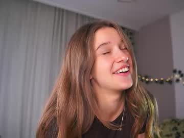 🔥 Sexy Kiki on Chaturbate Live Now!