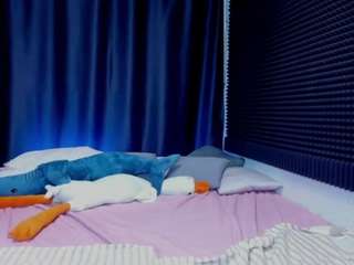 Kikikrash cam Live Nude & Online