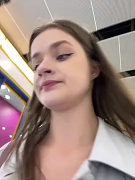 KittyQueeny from Stripchat