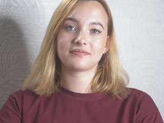 Lynanstead cam Live Nude & Online