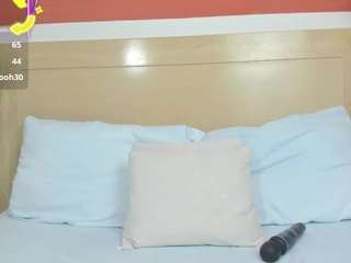 Nayla-thompson cam Live Nude & Online