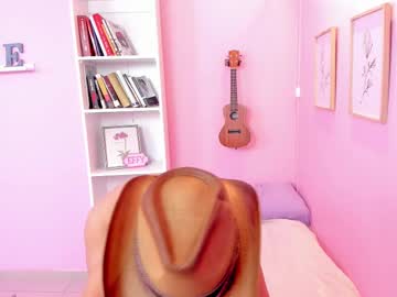 🔥 Hot Little Effy on Chaturbate Live Now!