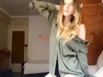 🔥 Sexy Chloe on Chaturbate Live Now!
