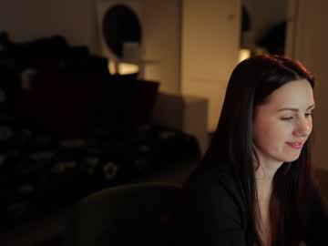 🔥 Sexy Lili on Chaturbate Live Now!