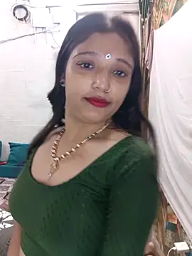 KISSING QUEEN from Stripchat