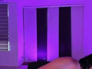 Sexy kendra-scoth on Camsoda Live Now!