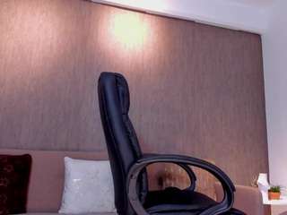 Spicy miacoxsex on Camsoda Live Now!
