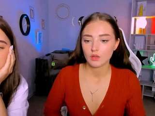 🔥 Hot ester-cookies on Camsoda Live Now!