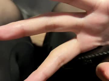 🔥 Hot lili on Chaturbate Live Now!