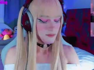 🔥 Sexy mystic-kitty on Camsoda Live Now!