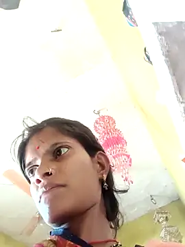 Gunjan Duggal from Stripchat