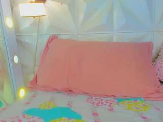 Hot andreagomez on Camsoda Live Now!