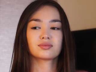 Spicy eugeniechien on Camsoda Live Now!