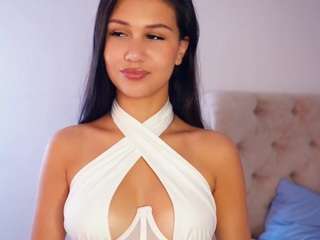 Spicy myriammarjan on Camsoda Live Now!