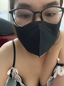 Zyzy009 from Stripchat