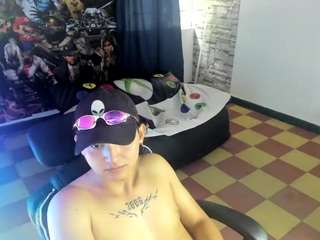 🔥 Hot dave-beckers on Camsoda Live Now!