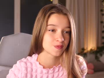 🔥 Sexy Kiki on Chaturbate Live Now!