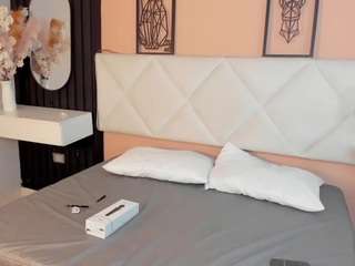 Hot angelicaadams1 on Camsoda Live Now!