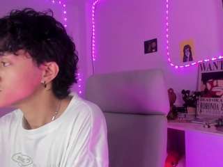 Hot khada-jhin on Camsoda Live Now!