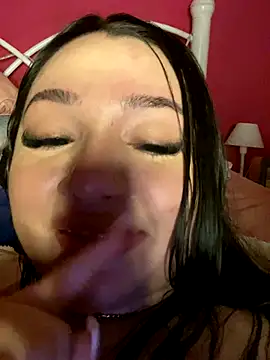 QueenYumi from Stripchat
