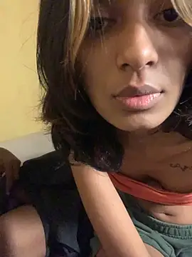 Serah201 from Stripchat