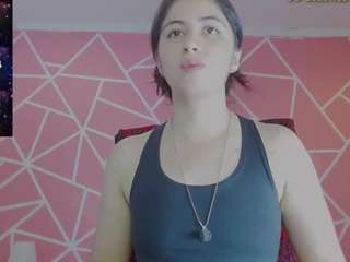 Spicy valentina-12 on Camsoda Live Now!