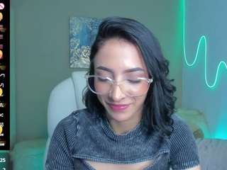 🔥 Sexy barbie-scoth on Camsoda Live Now!
