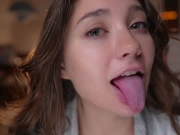🔥 Sexy Mia on Chaturbate Live Now!