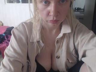 Hot amandabb on Camsoda Live Now!