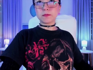 Hot coralinericce on Camsoda Live Now!
