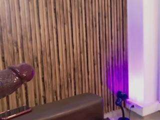 🔥 Hot veronicadeleon on Camsoda Live Now!