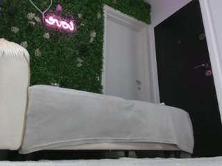 🔥 Spicy prettyelisabeth on Camsoda Live Now!