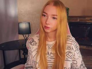 Hot melinadancey on Camsoda Live Now!