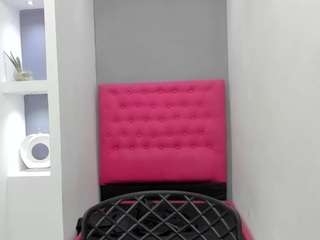 🔥 Hot donat3lla on Camsoda Live Now!