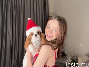 🔥 Sexy Everyone Merry Christmas !!!! on Chaturbate Live Now!