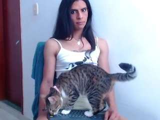 🔥 Spicy karen-sofia-19 on Camsoda Live Now!
