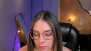 Sexy eloisaolivero on Camsoda Live Now!