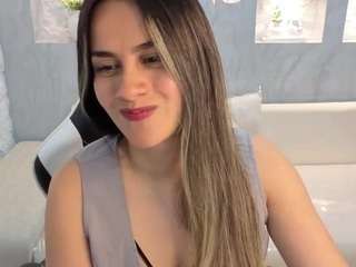 Sexy liat-white-tx on Camsoda Live Now!