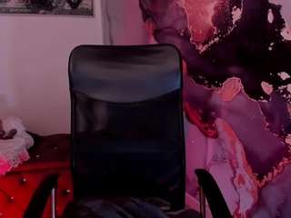 Sexy scarlett-sanders on Camsoda Live Now!
