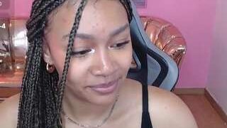 Spicy catalina25-t on Camsoda Live Now!