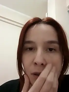 Atwsliiikizilll — live cam on Stripchat