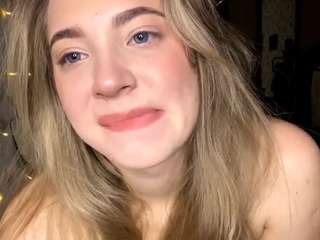 🔥 Hot chelseadearborn on Camsoda Live Now!