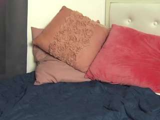 🔥 Hot lunaluxmilf on Camsoda Live Now!